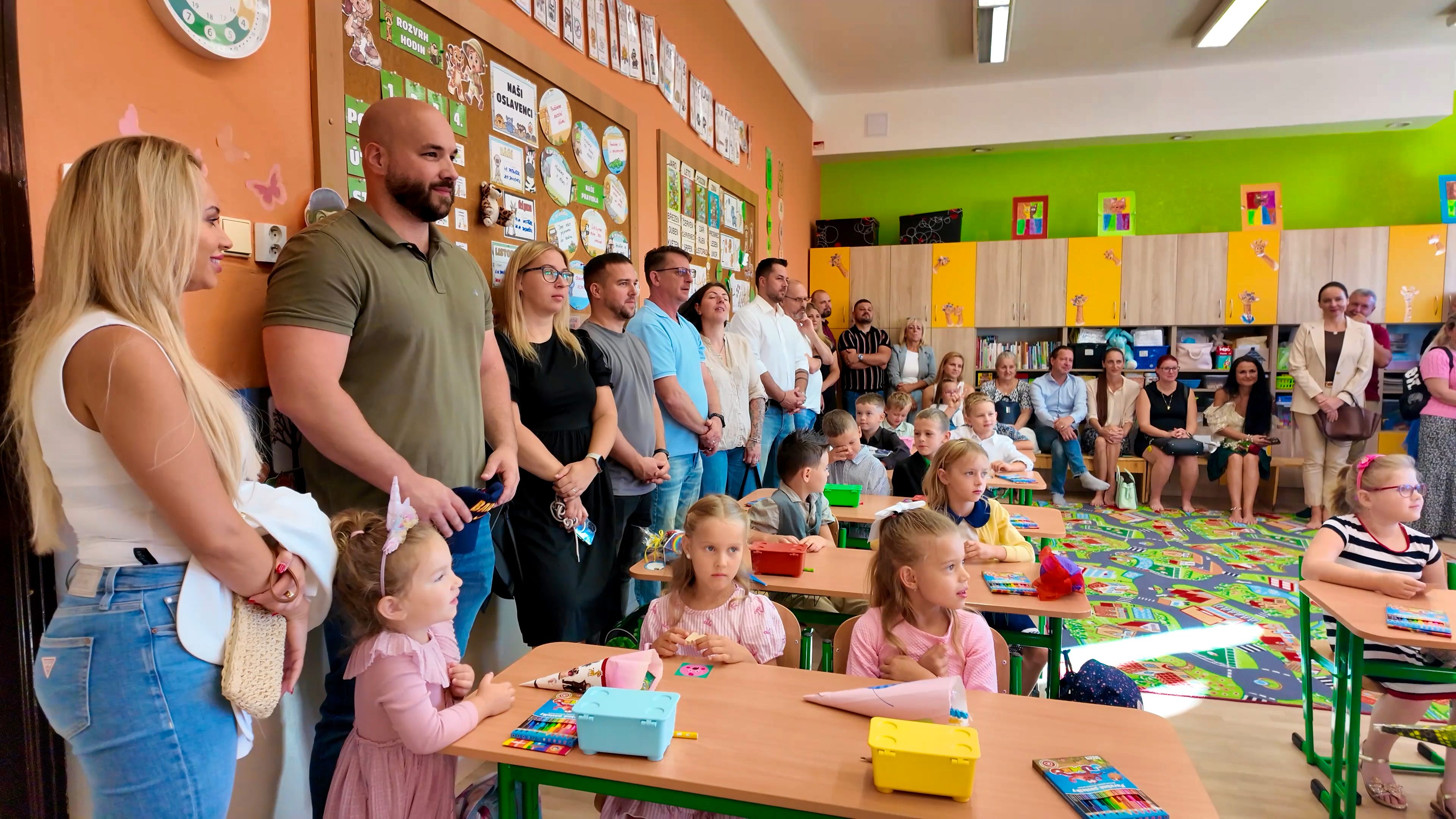 Jak prvňáčci zvládli svůj premiérový start do školy?
