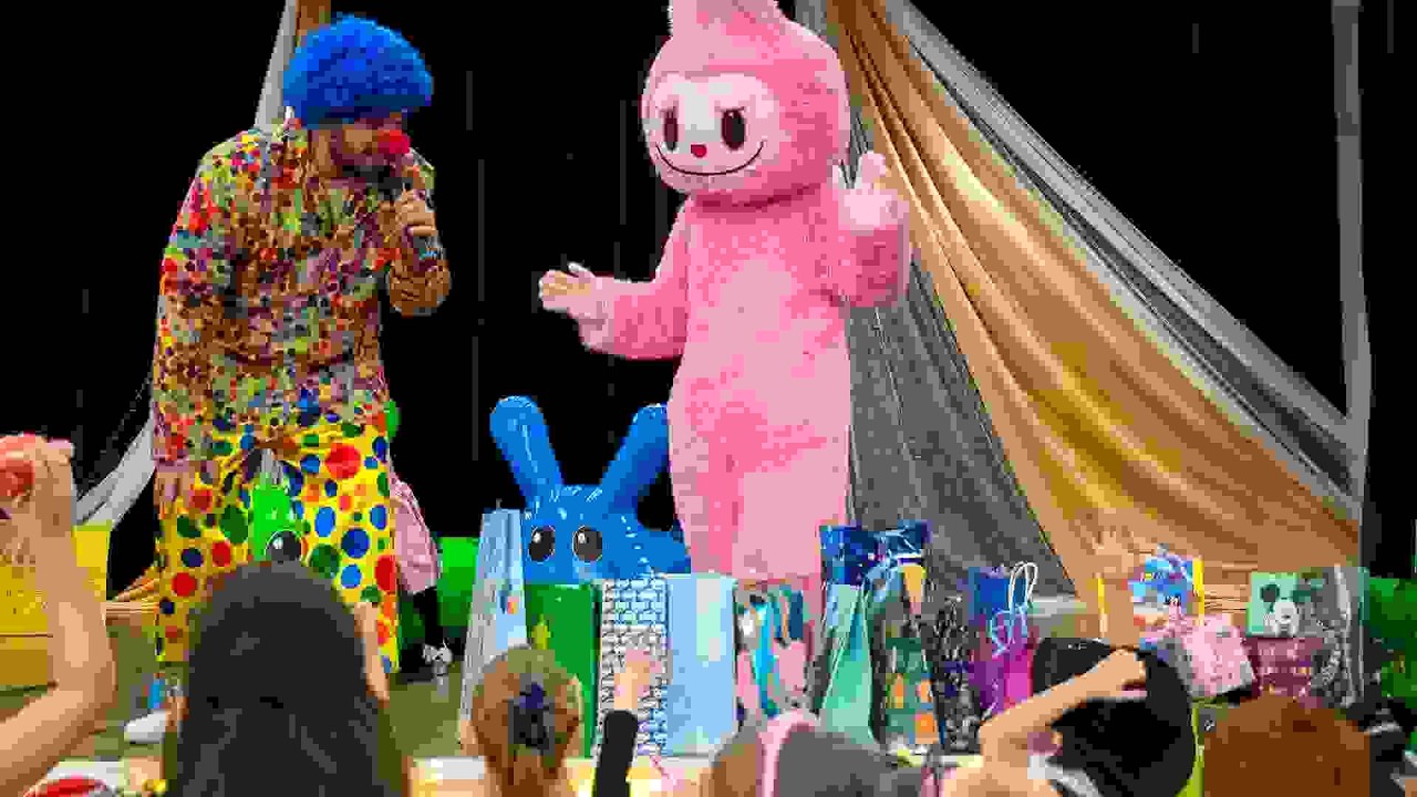  Dětský karneval v Petrovicích: Maskoti Labubu v akci! 